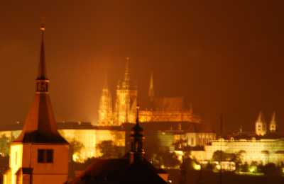 プラハ城ライトアップ
