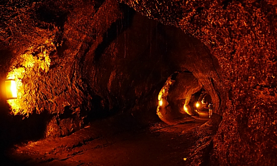 キラウエア火山溶岩洞窟